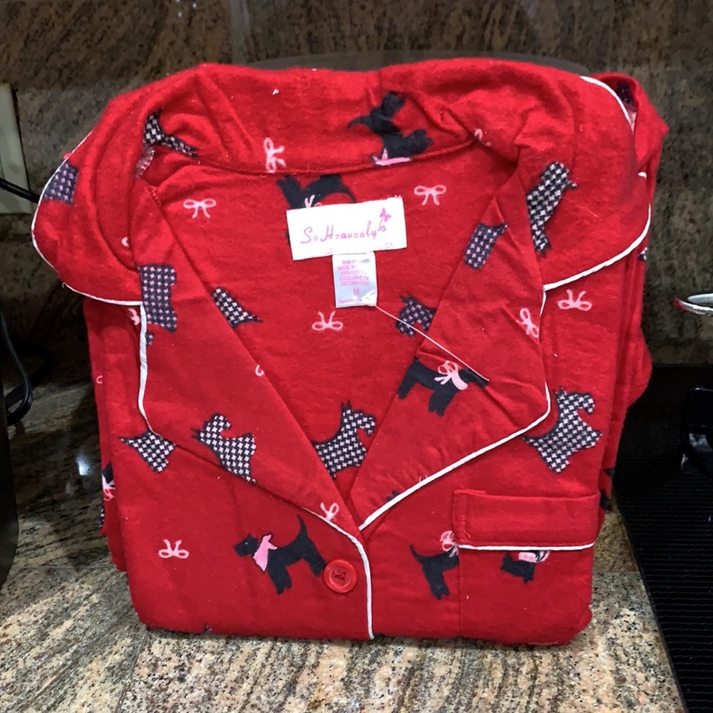 Pajama set - Picture 2 of 2